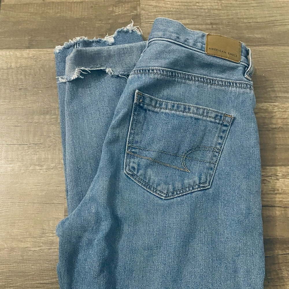 American Eagle Mom Jeans 👖